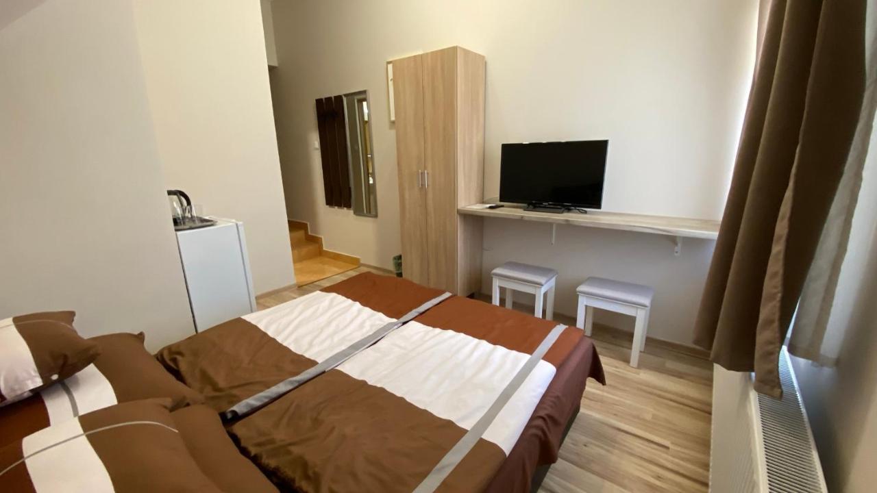 Korall Apartman Balatonfuzfo Exterior photo