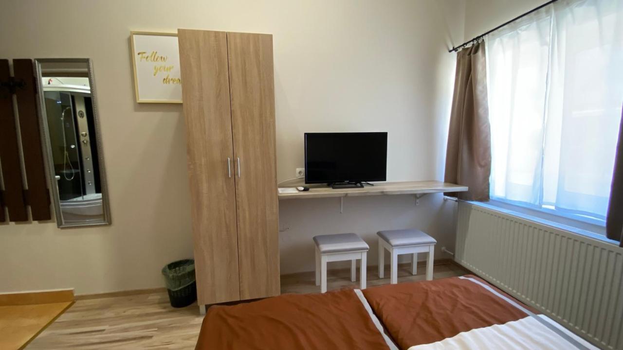 Korall Apartman Balatonfuzfo Exterior photo