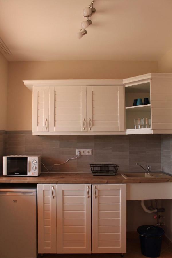 Korall Apartman Balatonfuzfo Exterior photo
