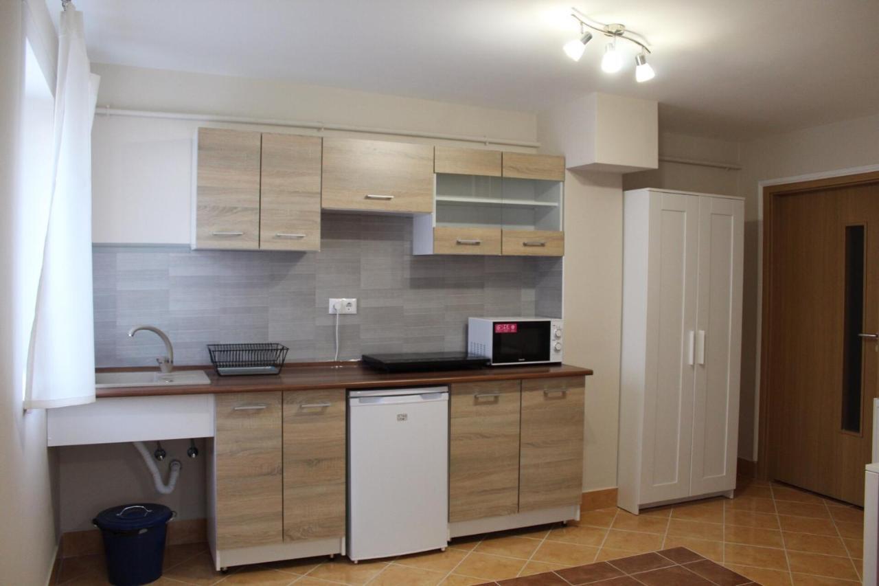 Korall Apartman Balatonfuzfo Exterior photo